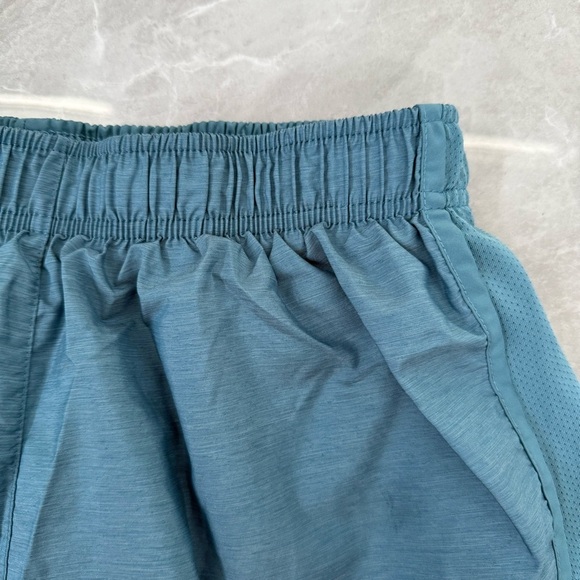 Women’s Nike Dri-Fit Tempo Lined Running Shorts Workout Athletic Size Medium - Picture 7 of 16